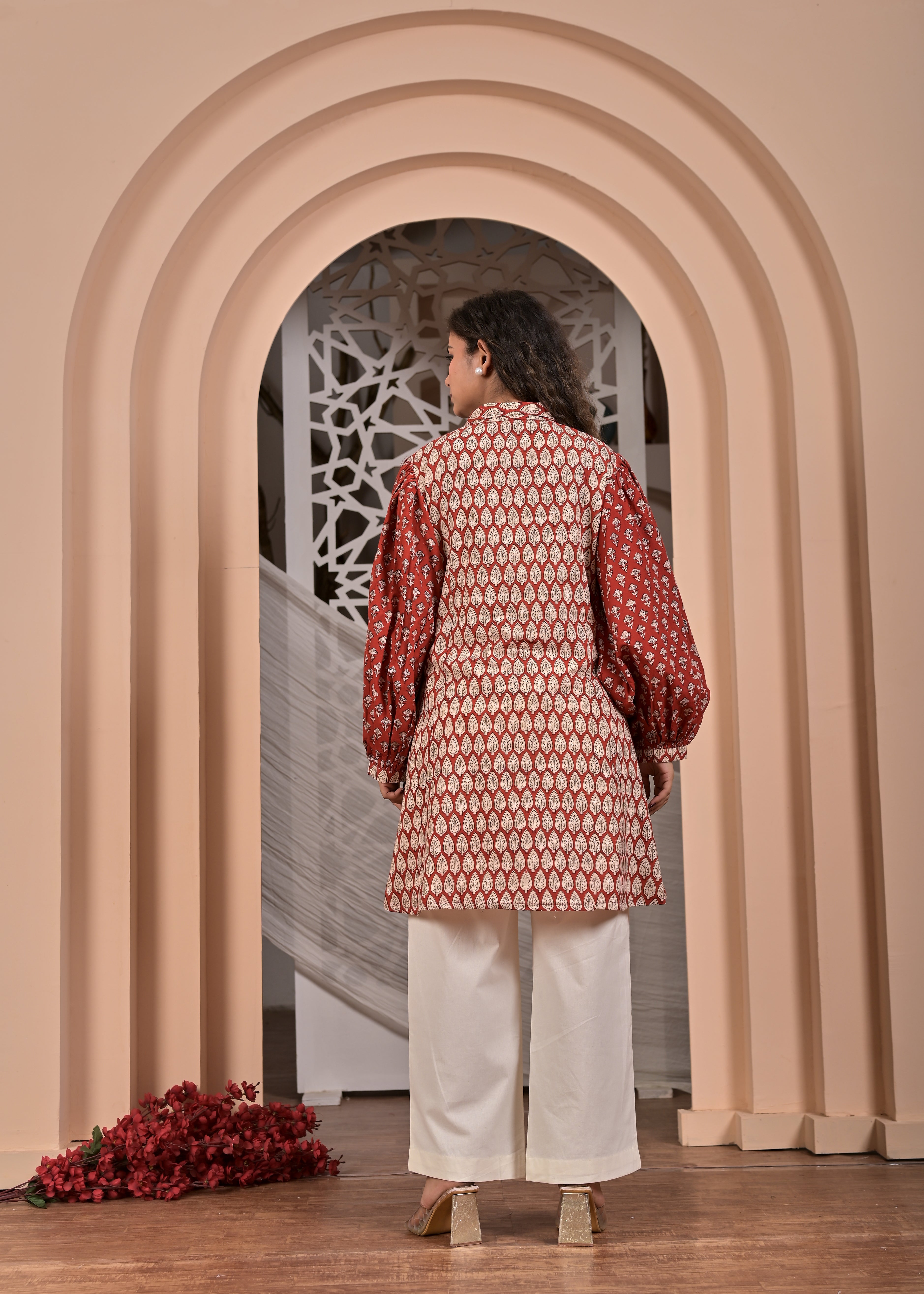 Bagru Bloom Balloon-Sleeve Kurti