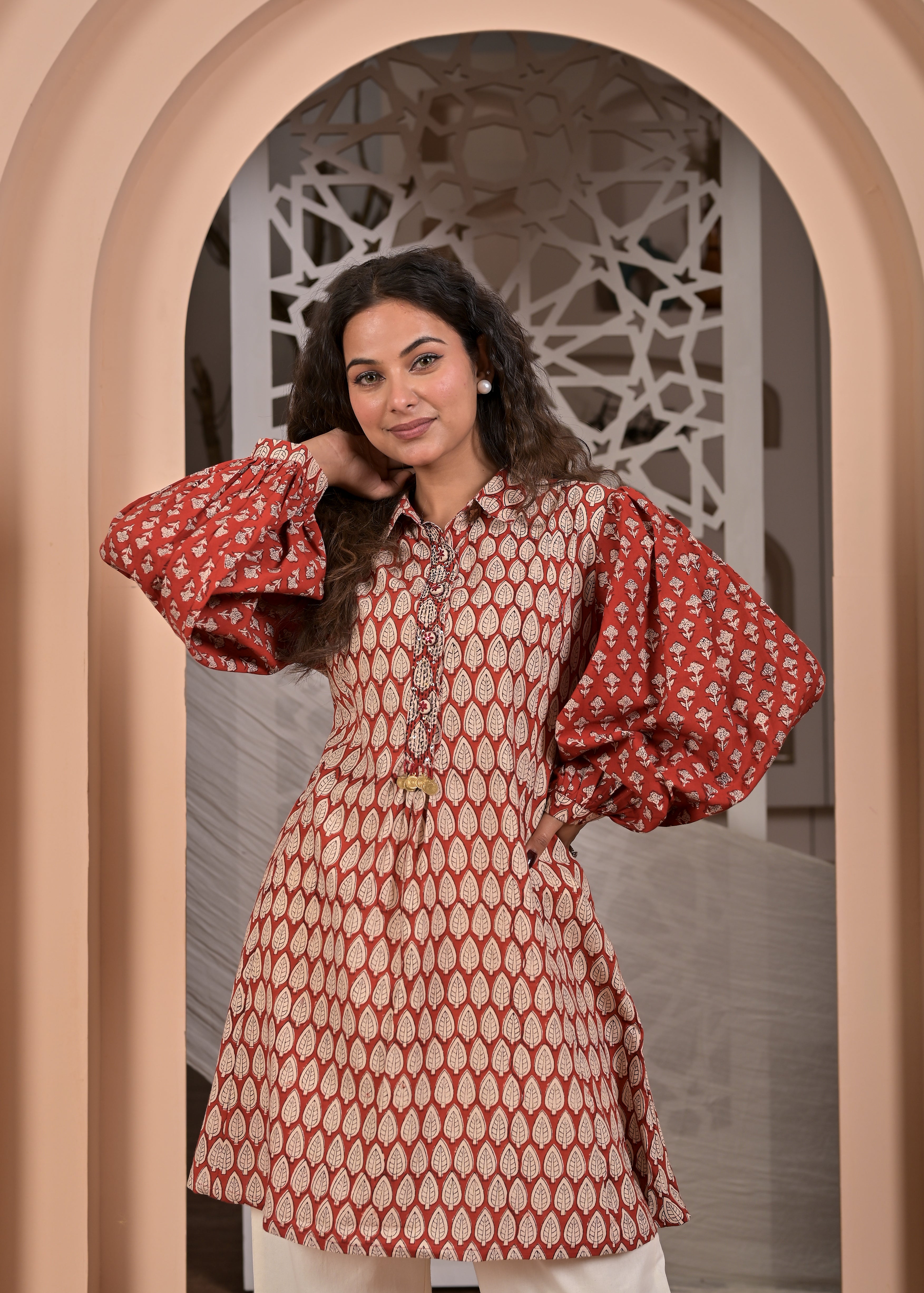 Bagru Bloom Balloon-Sleeve Kurti