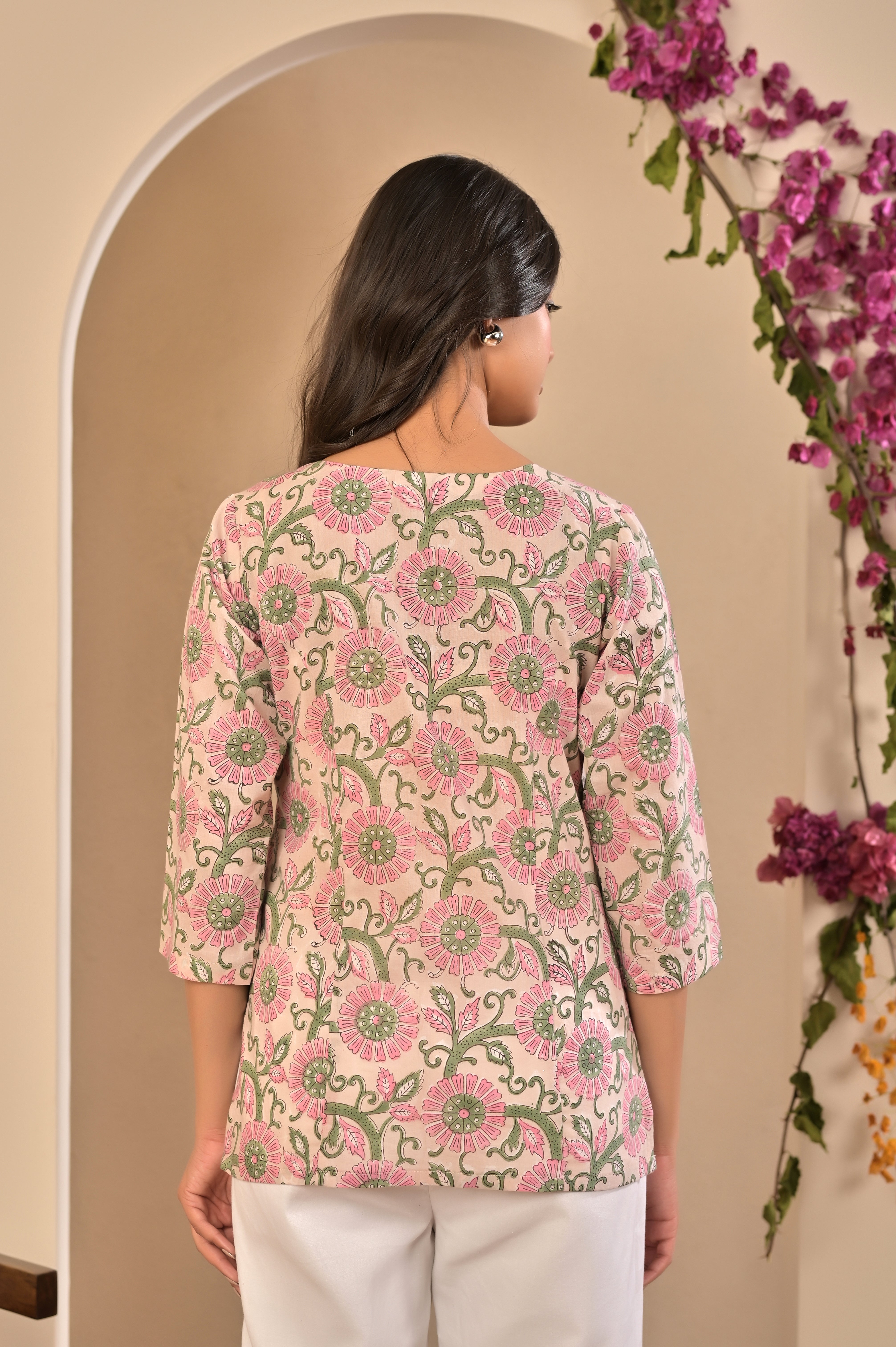 Square Neck Short Kurti – Milky Pink Cotton