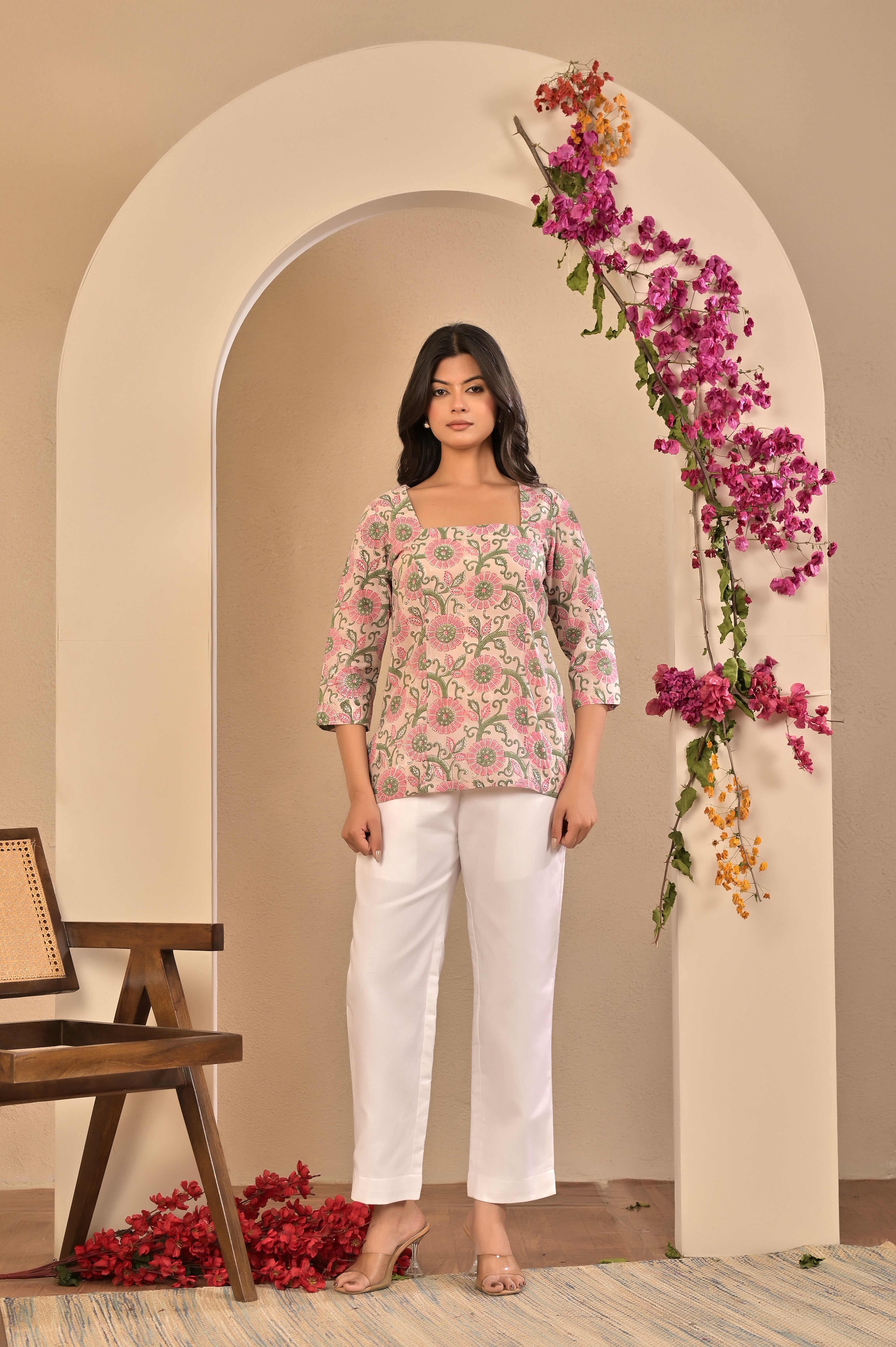Square Neck Short Kurti – Milky Pink Cotton