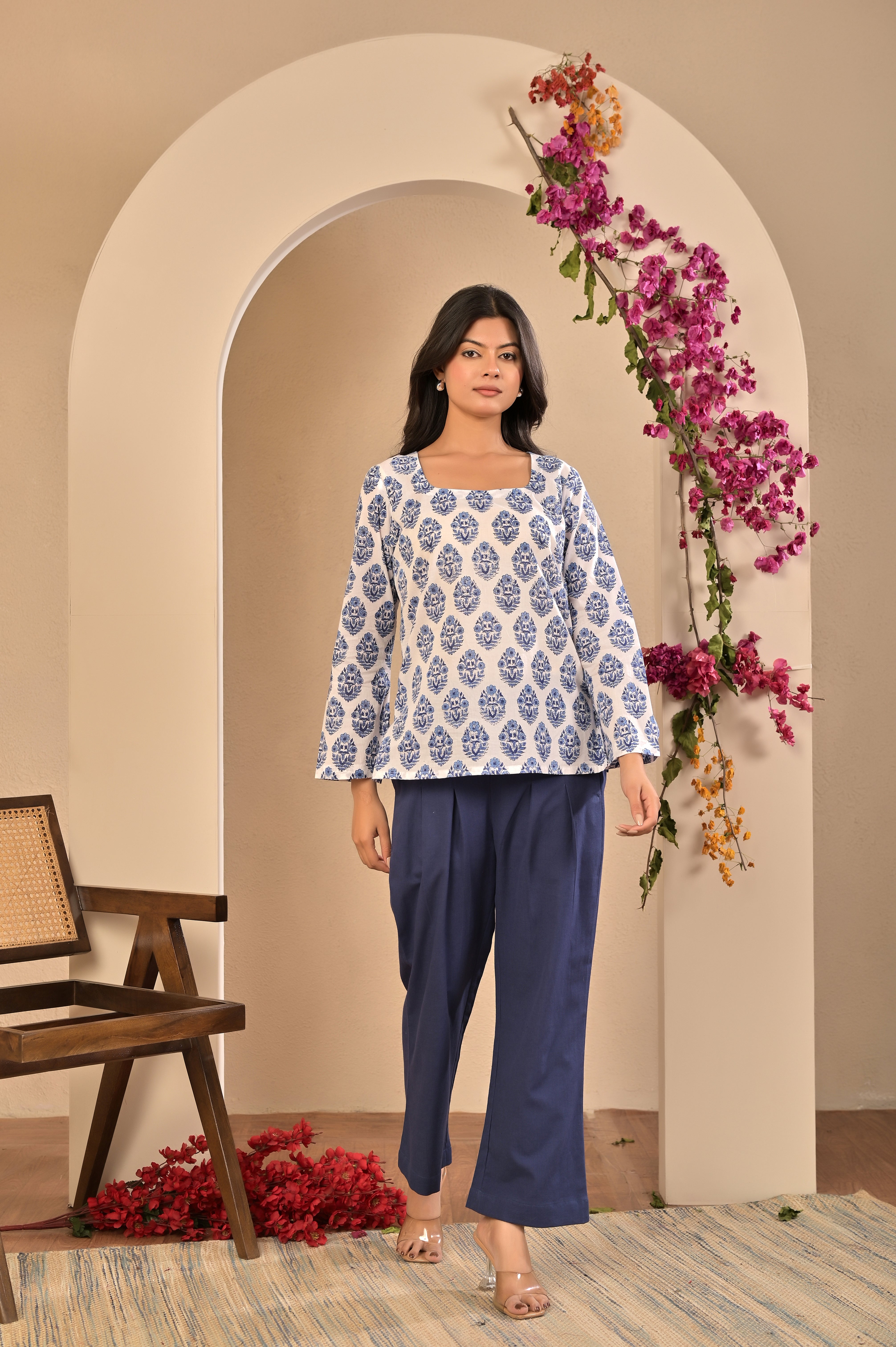 Bell Sleeves Motif Short Kurti