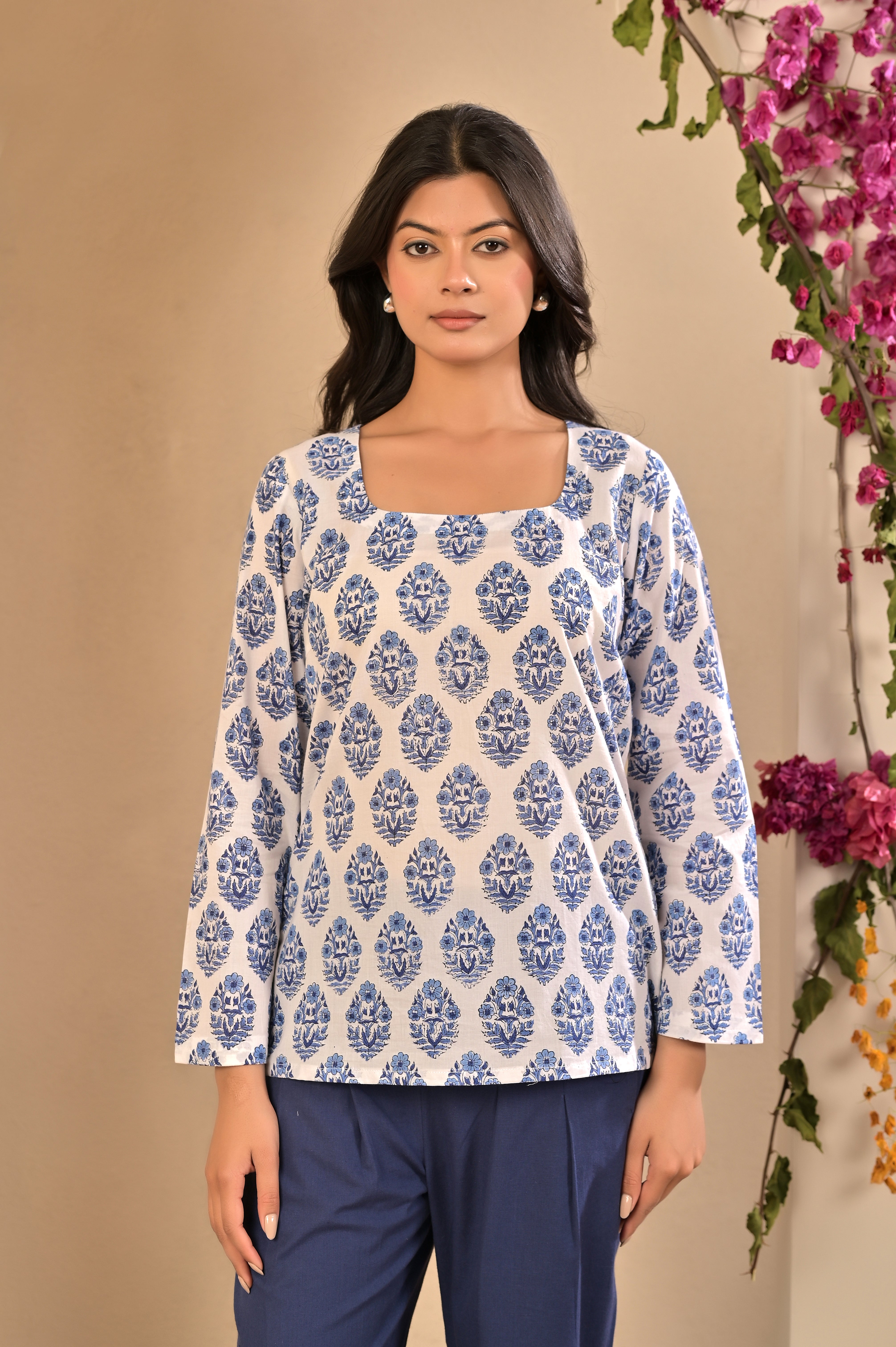 Bell Sleeves Motif Short Kurti