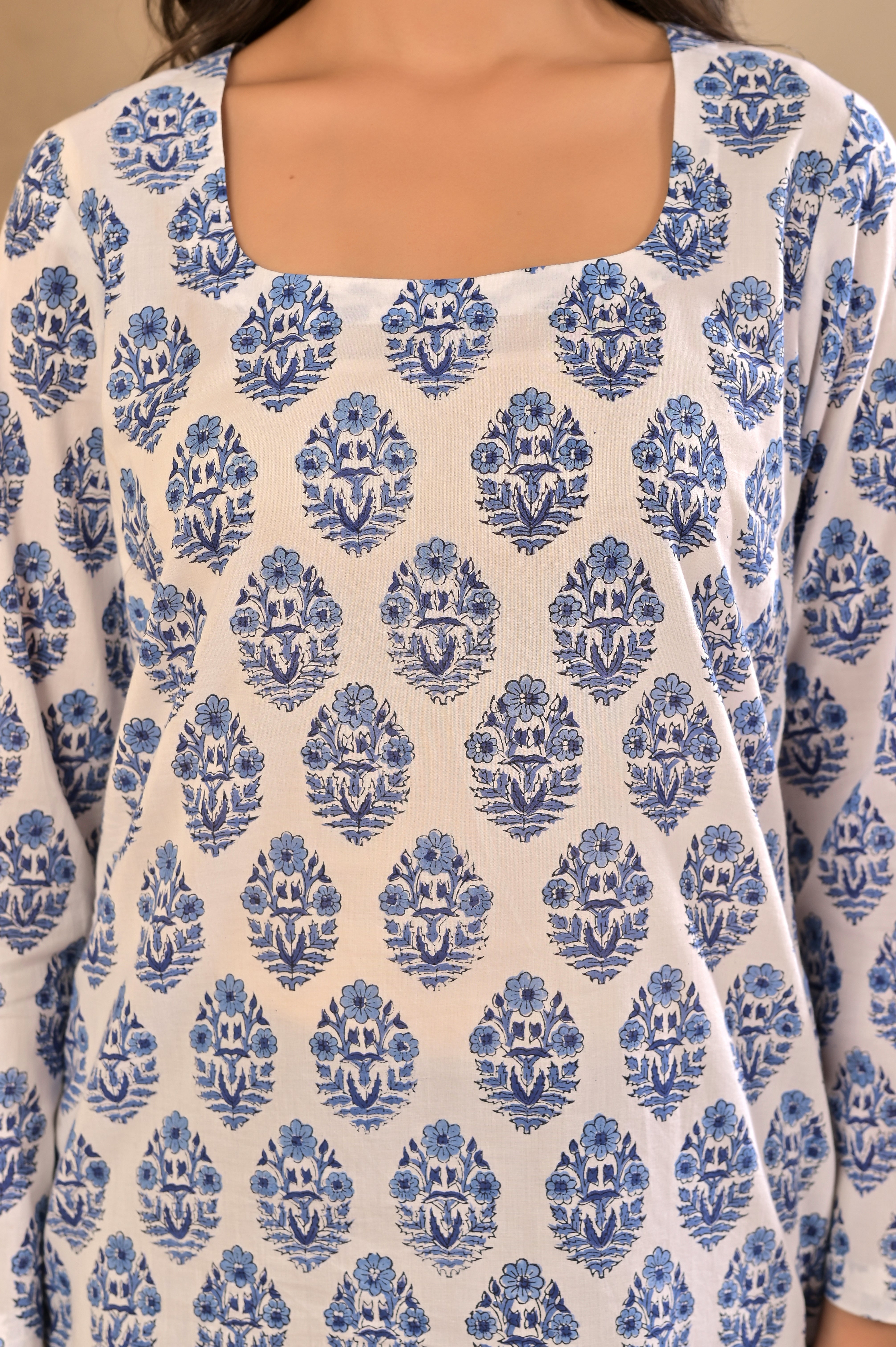 Bell Sleeves Motif Short Kurti