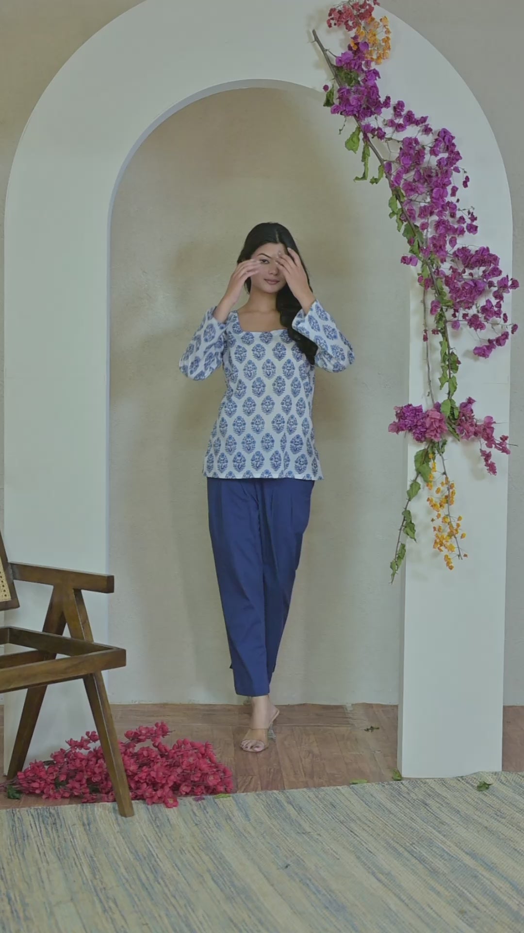 Bell Sleeves Motif Short Kurti