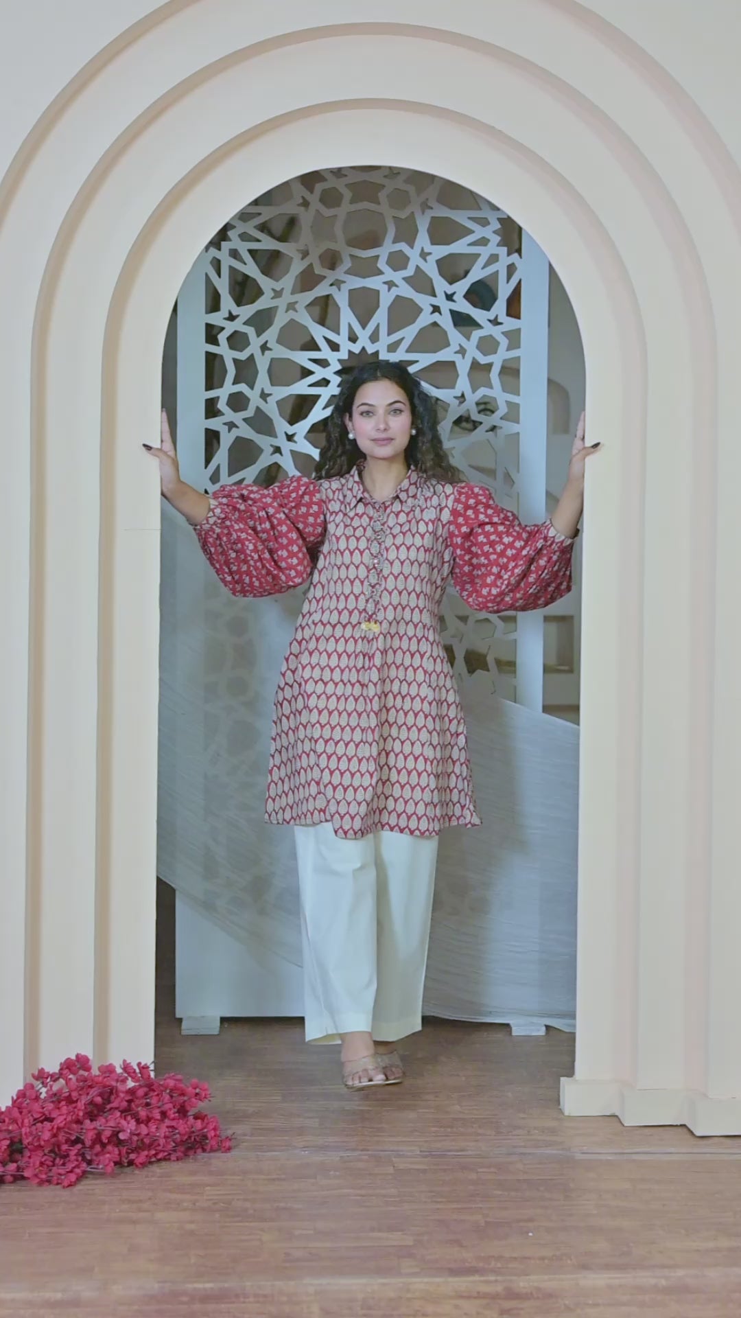 Bagru Bloom Balloon-Sleeve Kurti